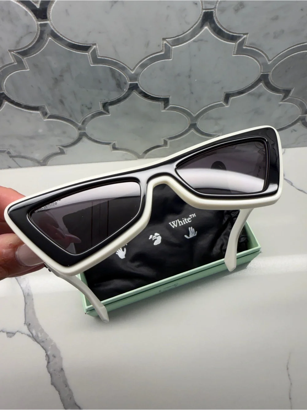 Off-White Black and White Angular Cat-Eye Sunglasses